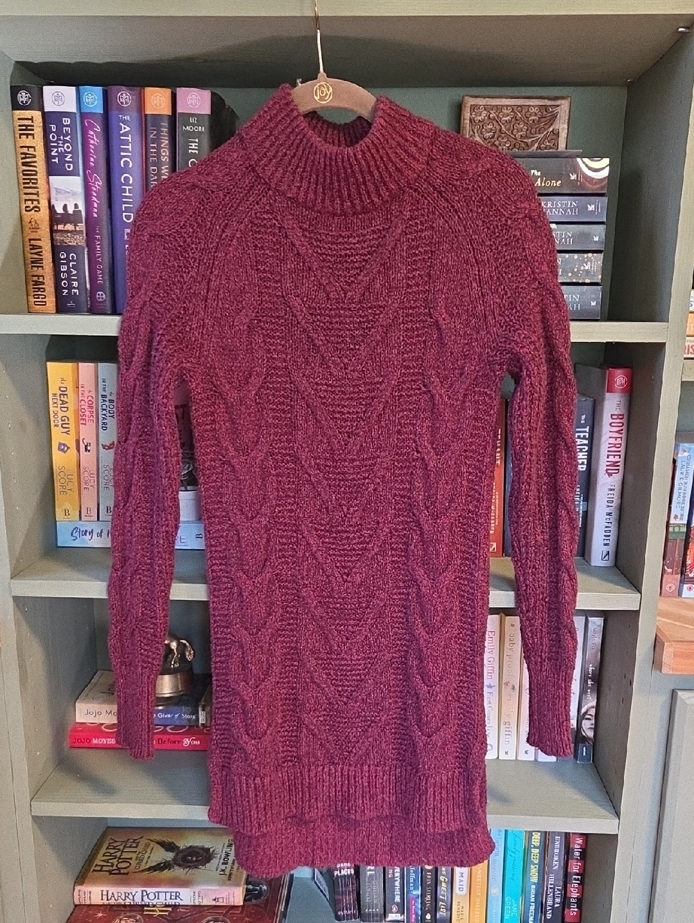 Old Navy Cable-Knit Turtleneck Sweater in Burgundy
